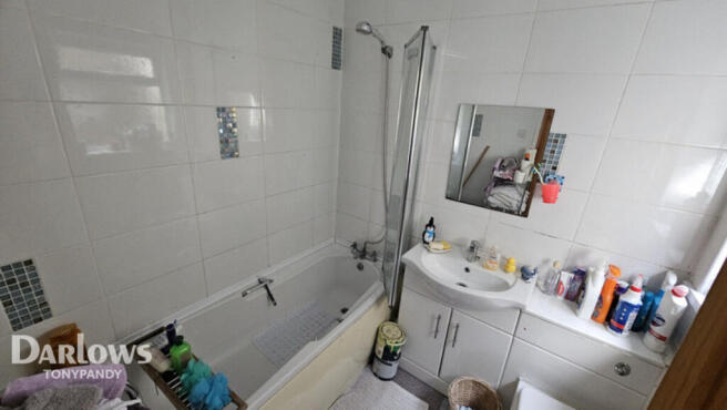 3 bed property, in Oakland Terrace, £100,000