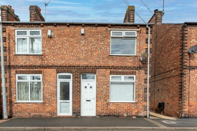 2 bed property, in St. Davids Terrace, £170,000