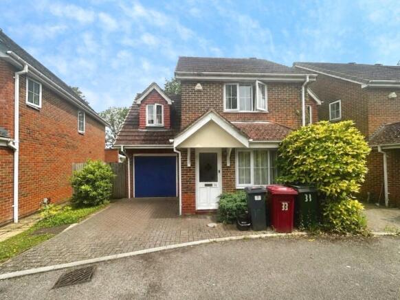 3 bed property, in Devonshire Park, £475,000