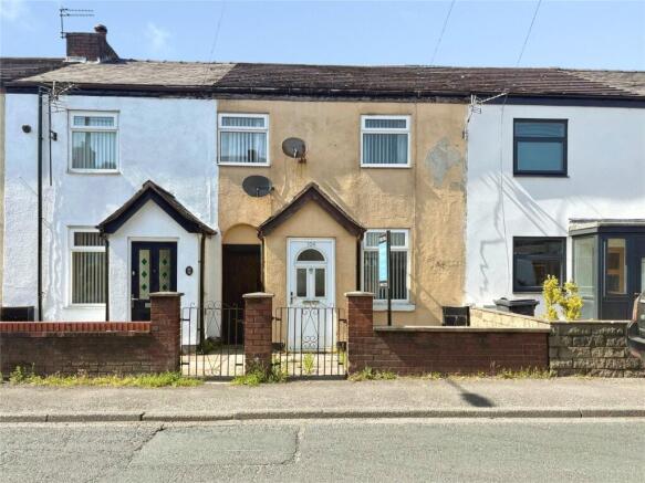 3 bed property, in Liverpool Road, £135,000