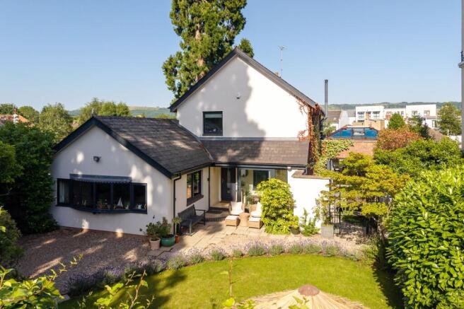 5 bed property, in Pittville Crescent, £1,650,000