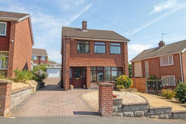 3 bed property, in Brankwell Crescent, £210,000