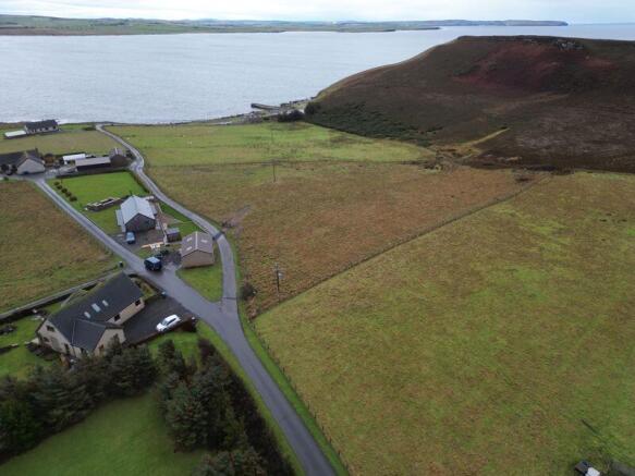 Land, in 60m Nw Of Lynburn, £60,000