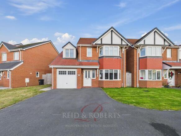 4 bed property, in Broad Oak View, £335,000