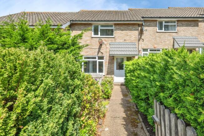 2 bed property, in Howards Hill West, £220,000