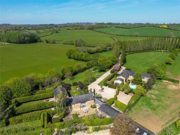 5 bed property, in Paxford, £3,500,000