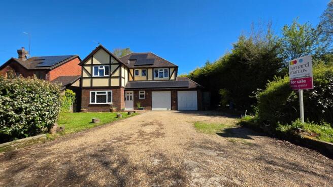 4 bed property, in Weare Street, £800,000