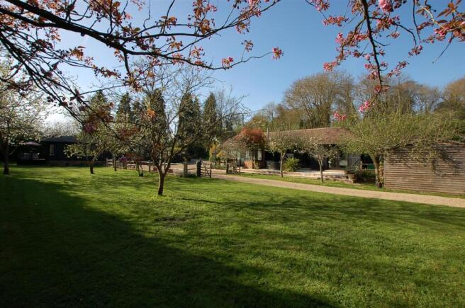 4 bed property, in Birling Road, £875,000