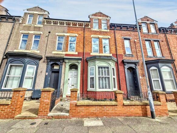 9 bed property, in Hartington Road, £115,000