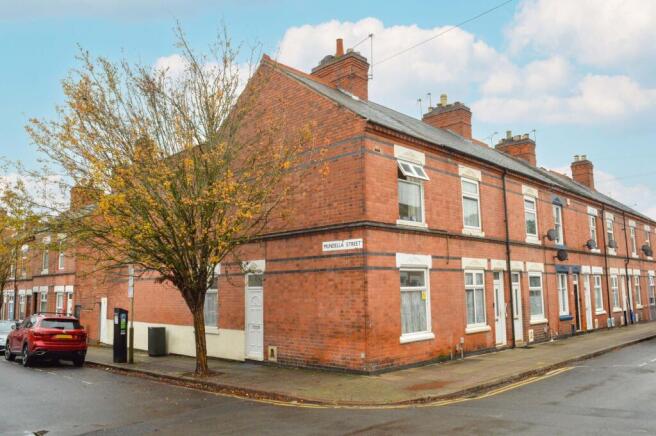 2 bed property, in Mundella Street, £210,000