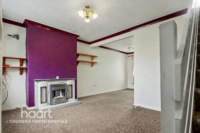 4 bed property, in Cromer NR27, £280,000