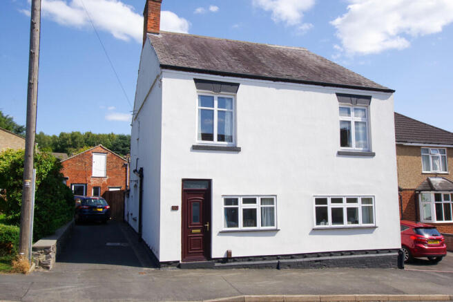 4 bed property, in Cademan Street, £265,000