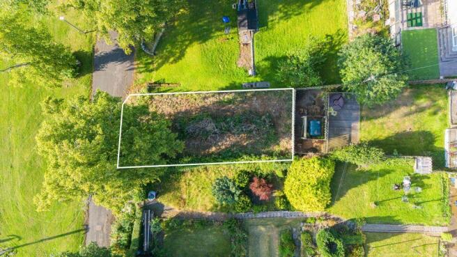 3 bed property, in Residential Building Plot, £129,000