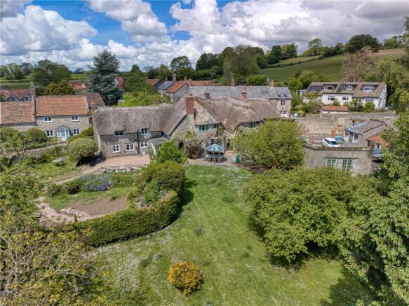 5 bed property, in Fore Street, £850,000