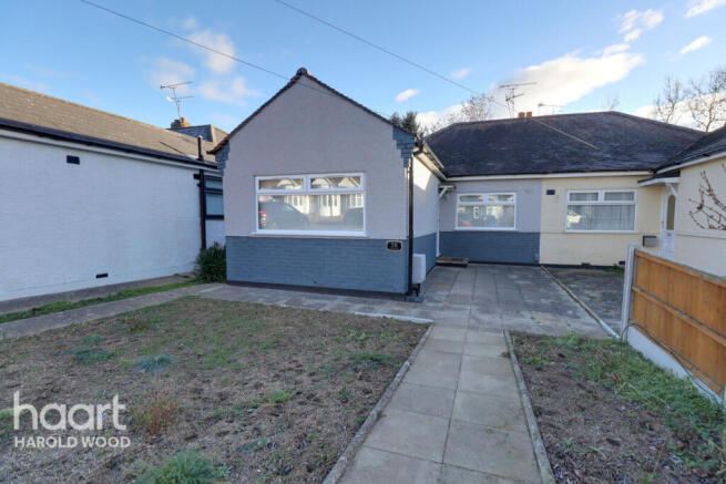 3 bed property, in Ingreway, £500,000