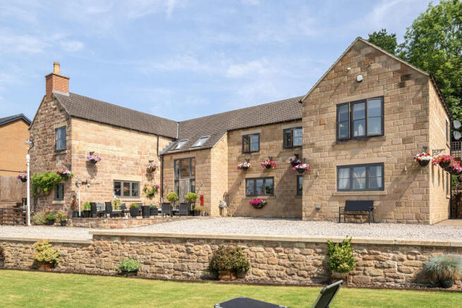 5 bed property, in Holly House Lane, £1,250,000