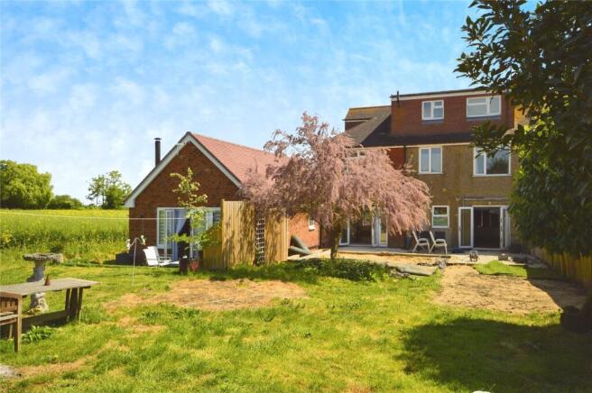 7 bed property, in Stoke Road, £580,000