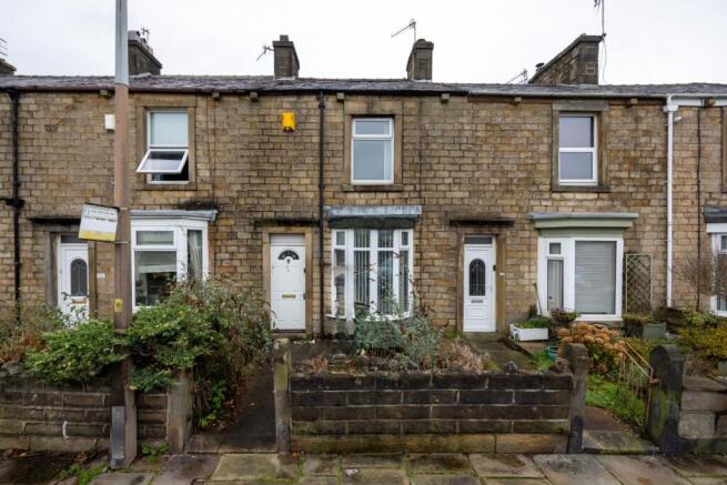 2 bed property, in Lune Road, £115,000