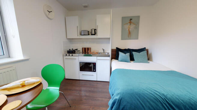 Studio, in T2 Park House 146 - 158 Park Street, £51,000