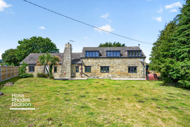 5 bed property, in Canteen Road, £725,000