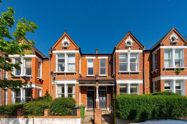5 bed property, in Killyon Road, £1,400,000