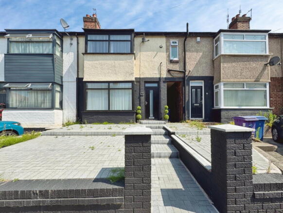 3 bed property, in Condor Close, £210,000