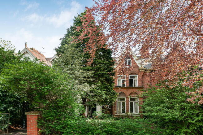 7 bed property, in Pearson Park, £350,000