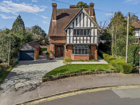 5 bed property, in Vine Avenue, £2,700,000