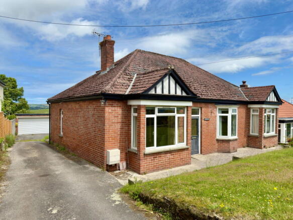 5 bed property, in West Hill, £310,000