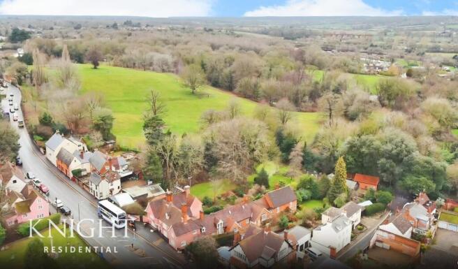 5 bed property, in Lexden Road, £725,000