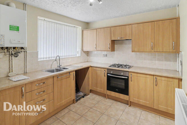 3 bed property, in Park View, £120,000