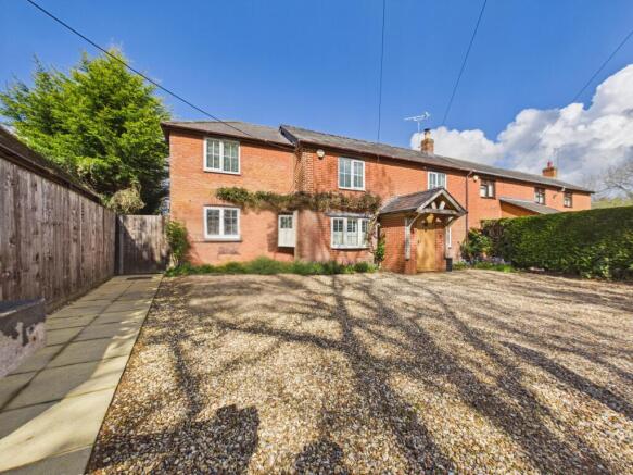 5 bed property, in West Heath Road, £750,000