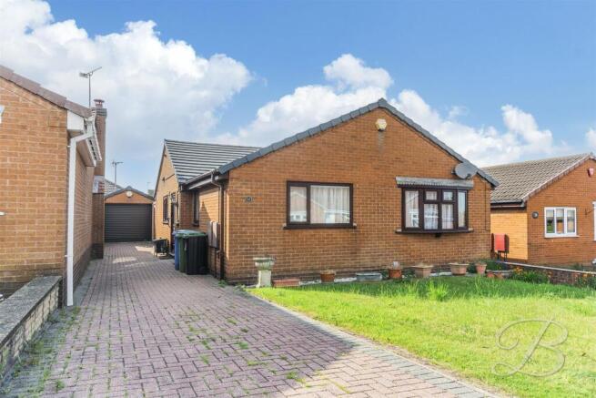 3 bed property, in Abbott Lea, £275,000