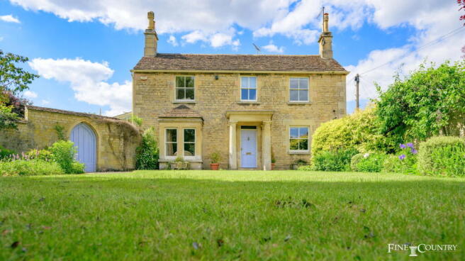 4 bed property, in Ketton, £950,000
