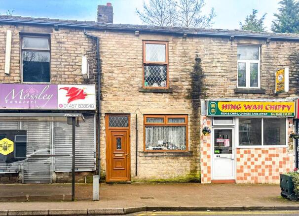 2 bed property, in Manchester Road, £125,000