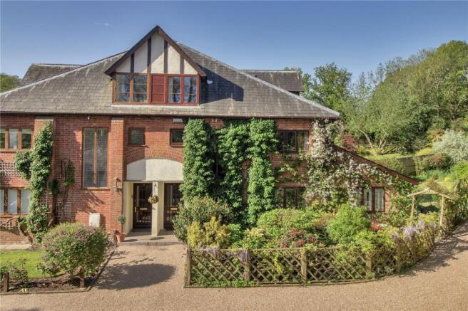 5 bed property, in Corseley Road, £1,100,000
