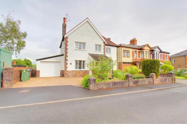 3 bed property, in Rhydypenau Close, £499,950