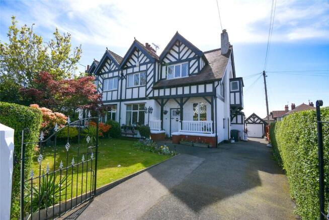 4 bed property, in Marlowe Road, £375,000