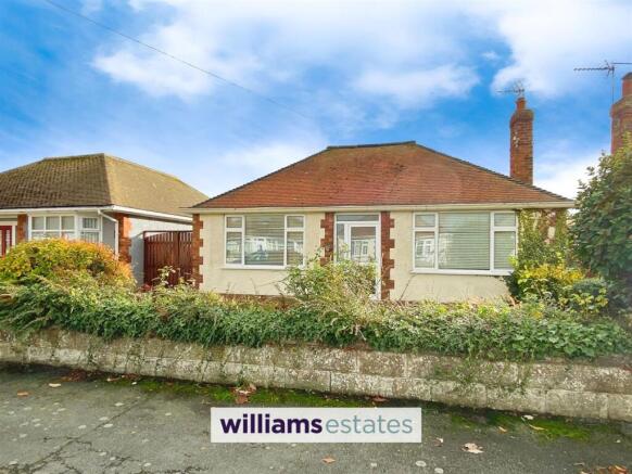 2 bed property, in Stephen Road, £150,000