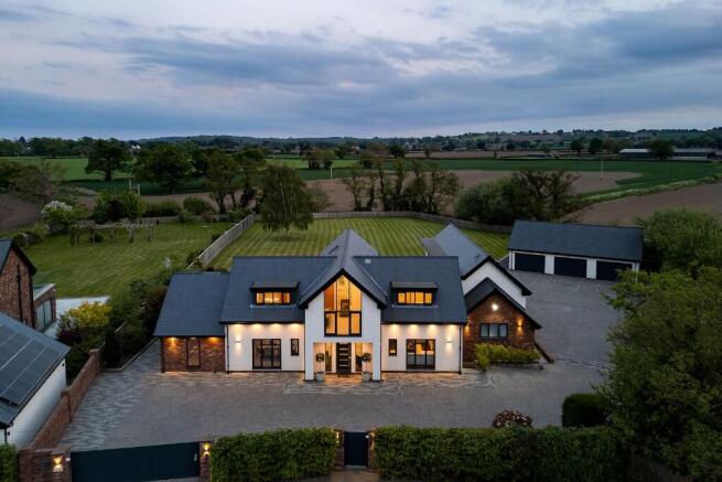 5 bed property, in Grove House, £1,850,000