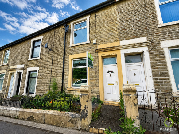 2 bed property, in Winterton Road, £100,000