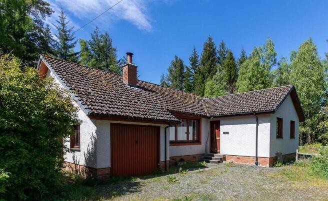 4 bed property, in An Oarrach, £300,000