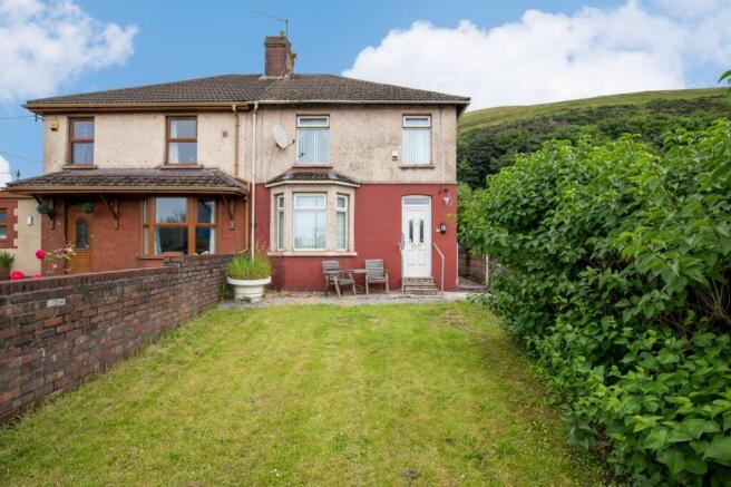 3 bed property, in Constant Road, £150,000