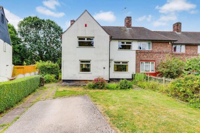 3 bed property, in Allendale Avenue, £190,000