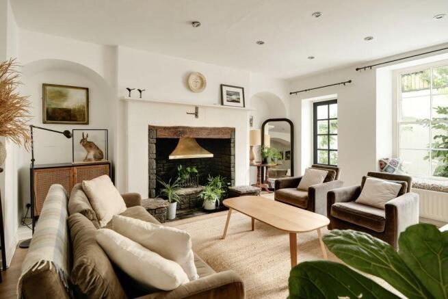 2 bed property, in West Mall, £500,000