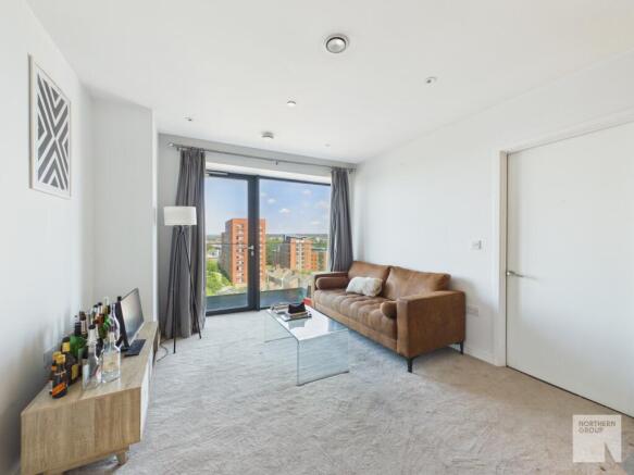 2 bed property, in Blackfriars, £235,000