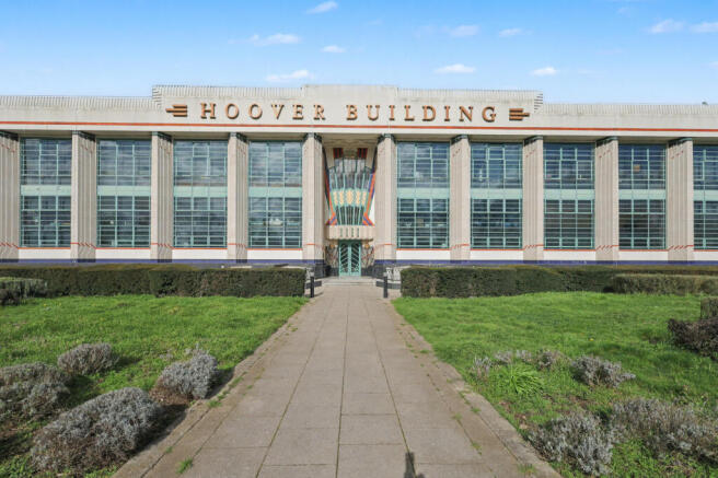 2 bed property, in Hoover Building, £455,000