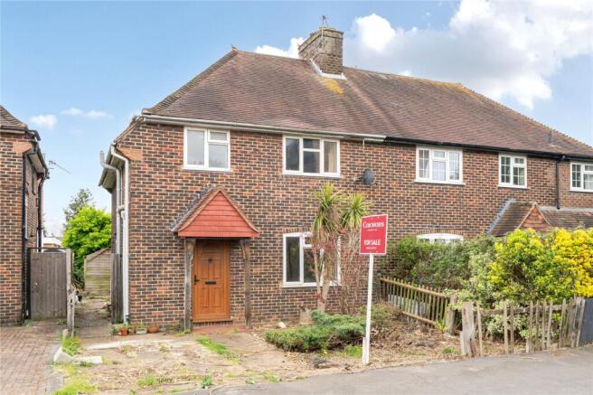 3 bed property, in Felix Road, £500,000