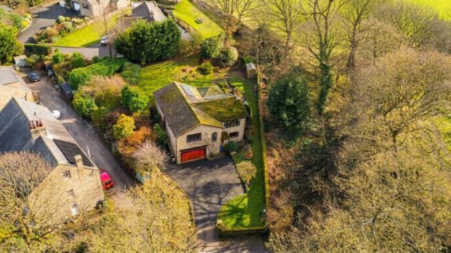 4 bed property, in Barnsley Road, £600,000