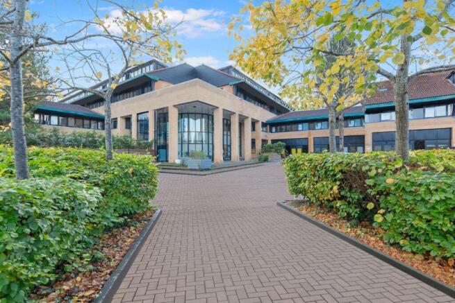 2 bed property, in Boulevard View, £170,000